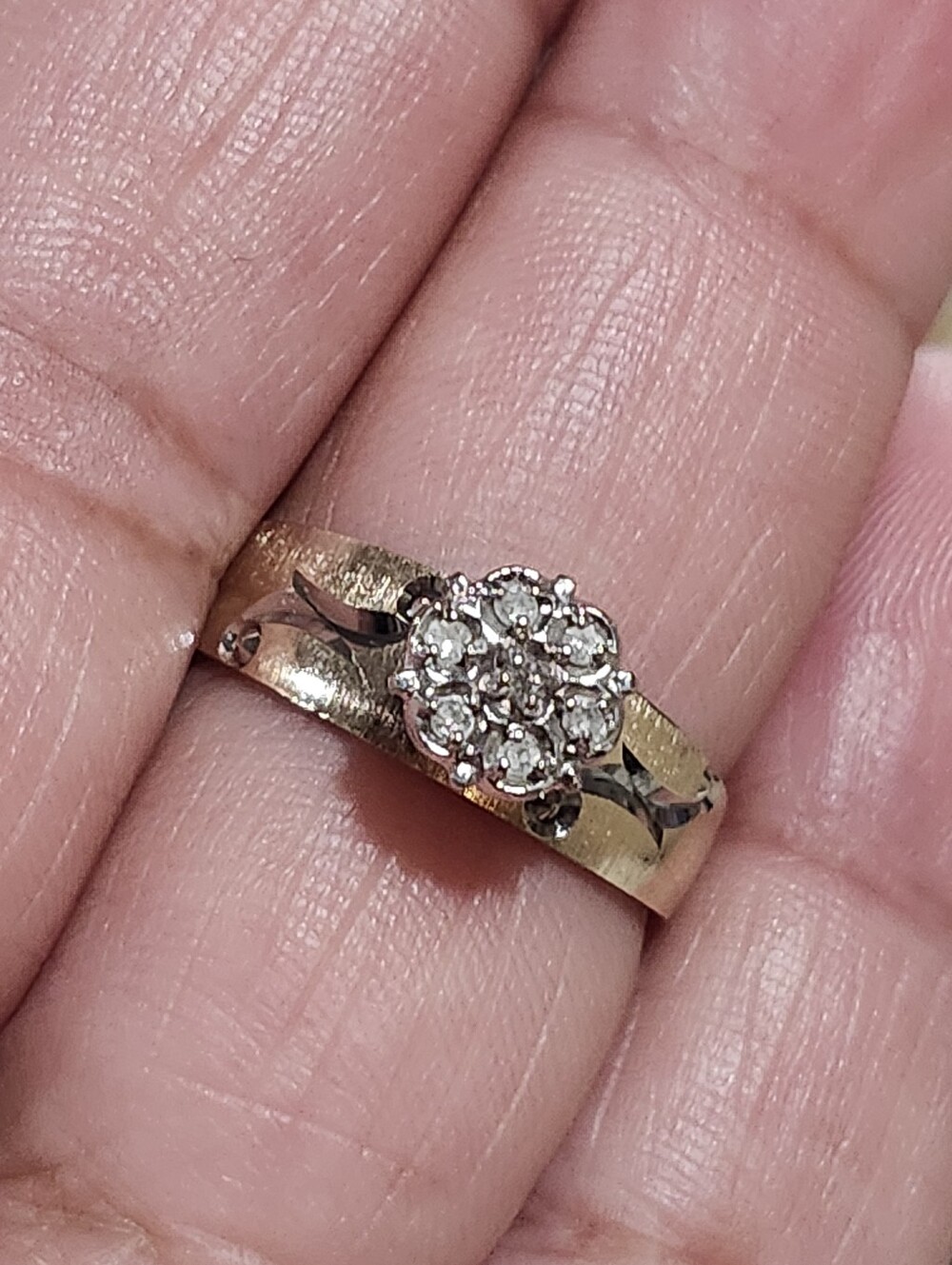 1970s GTR 10K Yellow Gold Natural Diamond Flower Cluster Wide Band Ring Size 7 - Picture 4 of 14